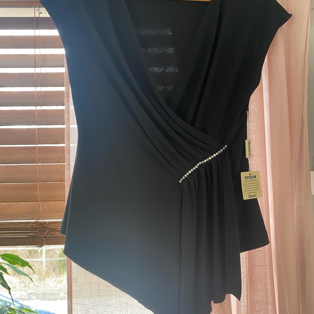 Vintage Asymmetrical Hem Top